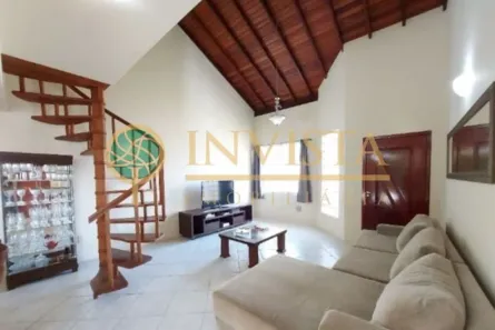 Imóvel Comercial com 3 Quartos para alugar, 336m² no Coqueiros, Florianópolis