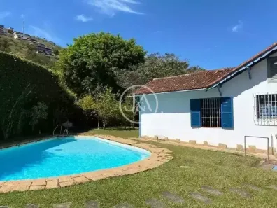 Casa com 6 Quartos à venda, 177m² no Nogueira, Petrópolis