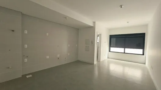 Kitnet com 1 Quarto à venda, 32m² no Centro, Florianópolis
