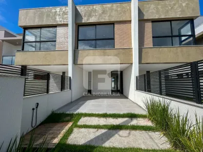 Casa com 3 Quartos à venda, 139m² no Campeche, Florianópolis