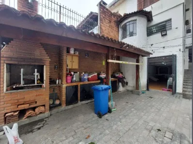 Casa com 4 Quartos para alugar, 180m² no Vila Campo Grande, São Paulo