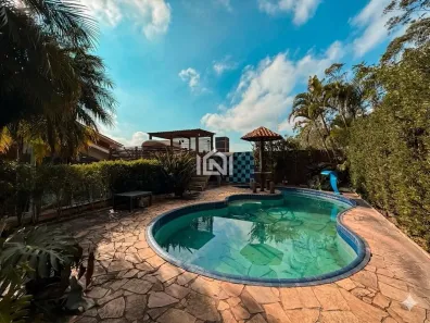 Casa de Condomínio com 4 Quartos à venda, 400m² no Jardim Indaiá, Embu das Artes