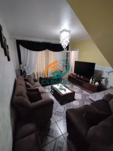 Sobrado com 4 Quartos à venda, 298m² no Jardim Presidente Dutra, Guarulhos