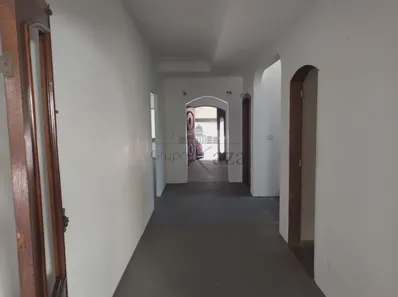 Casa com 4 Quartos para alugar, 750m² no Vila Progredior, São Paulo