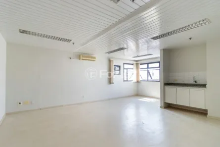 Sala Comercial à venda, 35m² no Vila Guarani (Z Sul), São Paulo