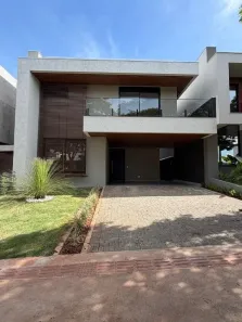 Casa de Condomínio com 4 Quartos à venda, 236m² no Jardim Montecatini, Londrina