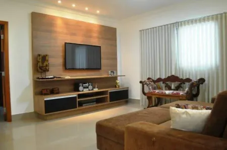 Sobrado com 3 Quartos à venda, 269m² no Vigilato Pereira, Uberlândia