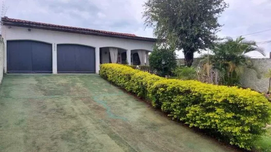 Casa com 3 Quartos à venda, 201m² no Centro, Araraquara