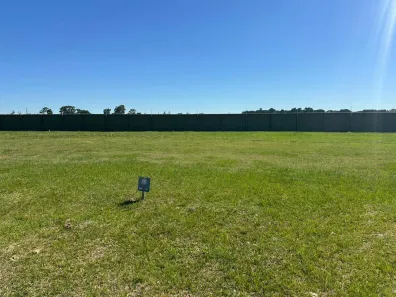 Lote/Terreno à venda, 279m² no Laranjal, Pelotas