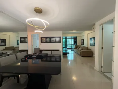Apartamento com 3 Quartos para alugar, 124m² no Adrianópolis, Manaus