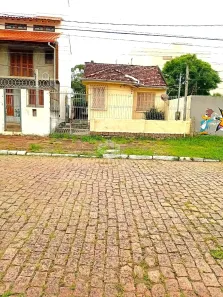 Casa com 2 Quartos à venda, 80m² no Medianeira, Porto Alegre