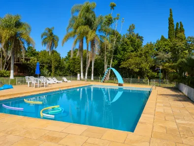 Fazenda/Sítio com 5 Quartos para alugar, 5000m² no Recreio, Ibiúna