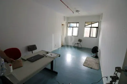 Sala Comercial para alugar, 30m² no Savassi, Belo Horizonte