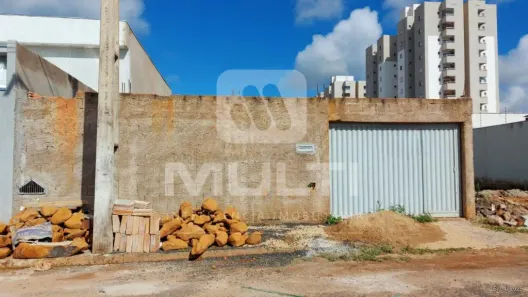 Lote/Terreno com 1 Quarto à venda, 250m² no Laranjeiras, Uberlândia