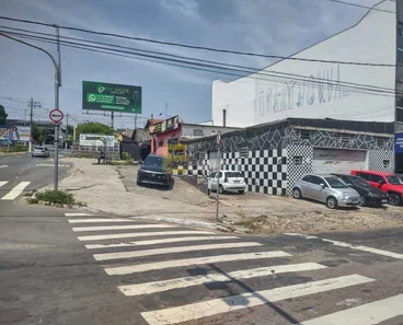 Prédio Comercial à venda, 257m² no Vila Santana, Valinhos
