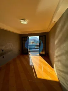 Sobrado com 4 Quartos à venda, 212m² no Jardim Zulmira, Sorocaba