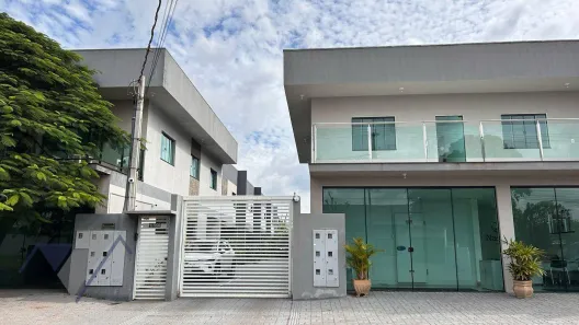 Sobrado com 3 Quartos à venda, 135m² no Santa Felicidade, Cascavel