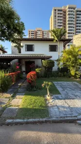 Casa de Condomínio com 4 Quartos à venda, 243m² no Piatã, Salvador