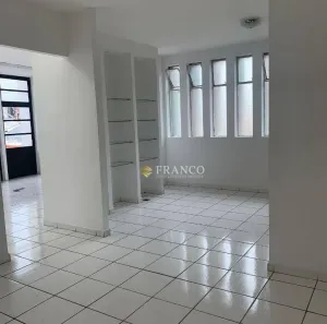 Sala Comercial para alugar, 100m² no Centro, Taubaté