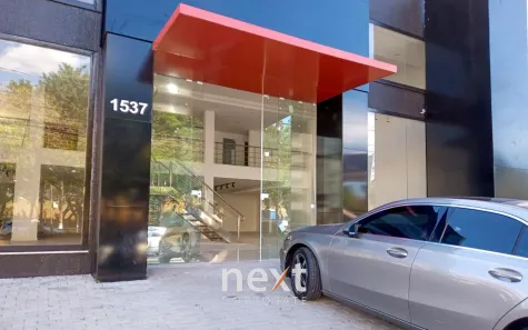 Imóvel Comercial com 1 Quarto para alugar, 397m² no Cambuí, Campinas