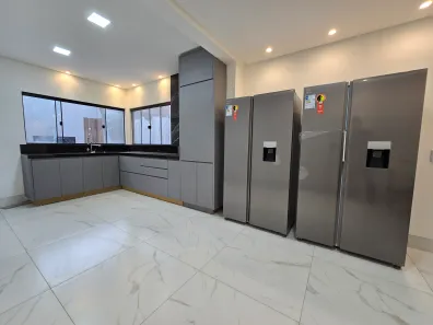 Casa com 4 Quartos à venda, 304m² no Cidade Jardim, Goiânia