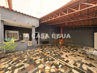 Casa com 3 Quartos à venda, 200m² no Santa Helena, Contagem