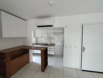 Apartamento com 3 Quartos para alugar, 76m² no Marechal Rondon, Canoas