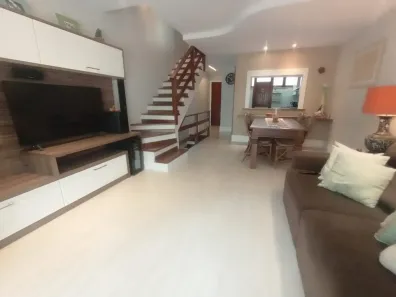 Casa de Condomínio com 3 Quartos para alugar, 200m² no Recreio dos Bandeirantes, Rio de Janeiro