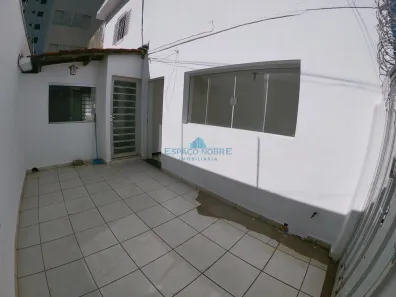Casa com 3 Quartos para alugar, 76m² no Centro, Franca