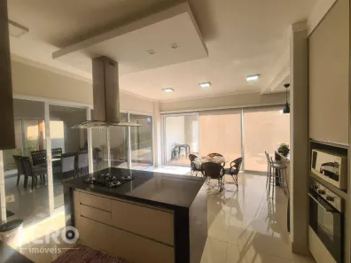 Casa de Condomínio com 3 Quartos à venda, 272m² no Chácaras Odete, Bauru