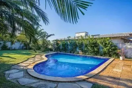 Casa com 4 Quartos à venda, 390m² no Candelária, Natal