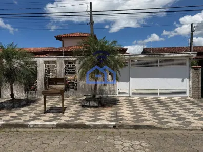 Casa com 3 Quartos à venda, 207m² no Jardim Britânia, Caraguatatuba