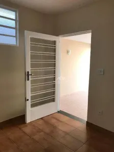 Casa com 3 Quartos à venda, 113m² no Vila Tibério, Ribeirão Preto