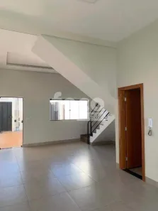 Casa com 2 Quartos para alugar, 103m² no Shopping Park, Uberlândia
