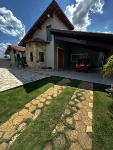 Casa de Condomínio com 2 Quartos à venda, 300m² no Curral, Ibiúna