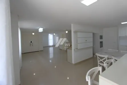 Casa de Condomínio com 4 Quartos à venda, 272m² no Campo Comprido, Curitiba