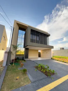 Casa com 4 Quartos à venda, 242m² no Jardins Capri, Senador Canedo