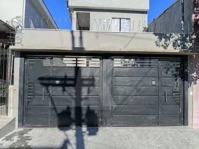 Casa com 2 Quartos para alugar, 120m² no Parque Peruche, São Paulo