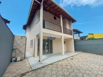Sobrado com 3 Quartos à venda, 160m² no Massaguaçu, Caraguatatuba