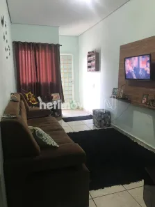 Casa com 5 Quartos à venda, 200m² no Tropical, Contagem