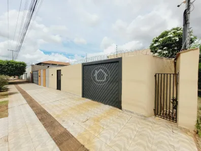 Casa com 4 Quartos à venda, 180m² no Carandá Bosque, Campo Grande