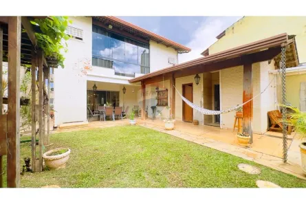 Casa de Condomínio com 3 Quartos à venda, 400m² no Guará II, Brasília