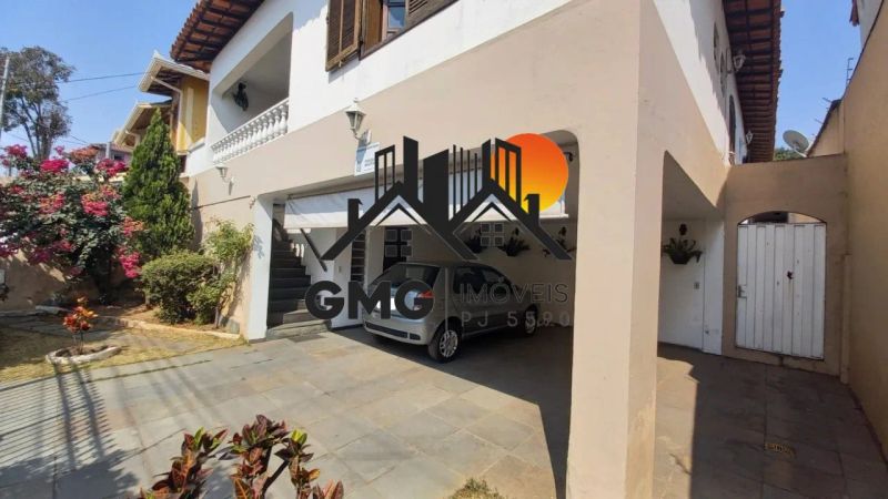 Casa com 3 quartos — Santa Amélia, Belo Horizonte