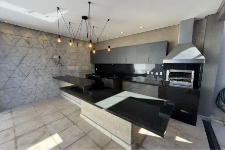 Sobrado com 5 Quartos à venda, 245m² no Jardim América, Goiânia