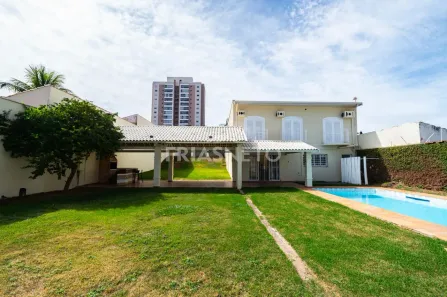 Casa com 3 Quartos para alugar, 360m² no Vila Independência, Piracicaba