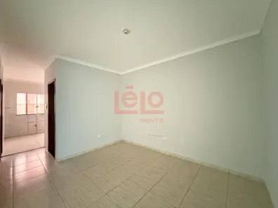 Casa com 3 Quartos para alugar, 70m² no Jardim Dias I, Maringá