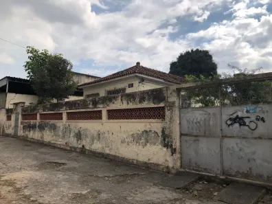Casa com 2 Quartos à venda, 300m² no Marechal Hermes, Rio de Janeiro