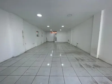 Ponto Comercial para alugar, 70m² no Cascatinha, Juiz de Fora