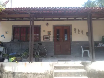 Casa com 3 Quartos à venda, 160m² no Maria Paula, São Gonçalo
