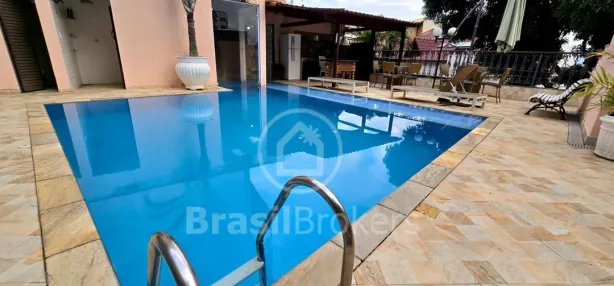 Casa com 4 Quartos à venda, 300m² no Jardim Guanabara, Rio de Janeiro